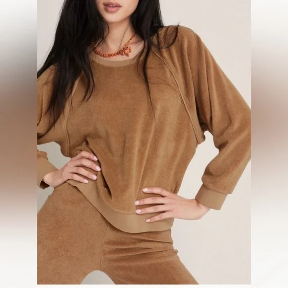 Suzie Kondi French terry Mouse raglan sleeve Top - Picture 11 of 11